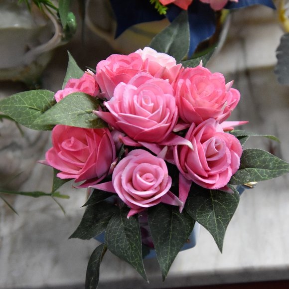 Beautiful antique square single handle footed sugar bowl with Sola wood roses - Picture 10 of 11